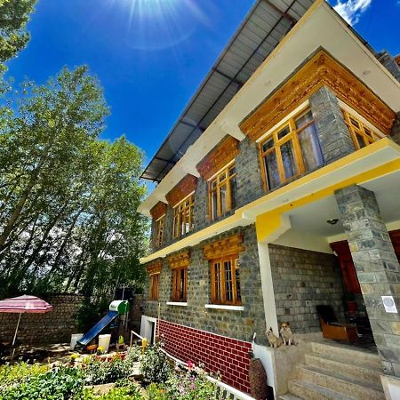 Hidden Leaf Homestay Leh Exterior photo