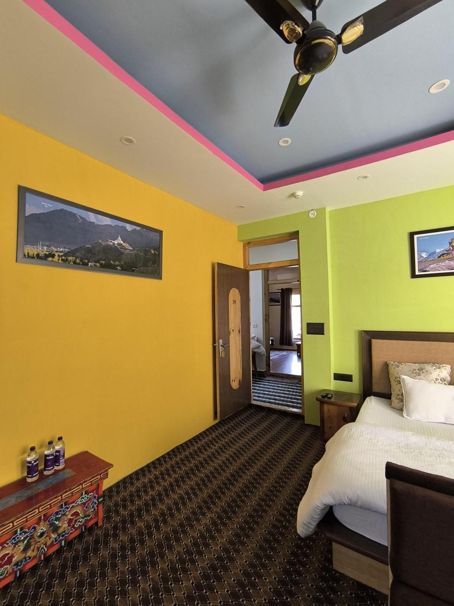Hidden Leaf Homestay Leh Room photo